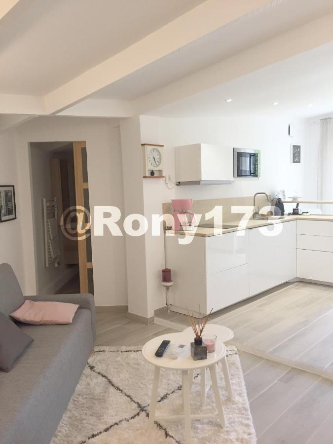 Studio Proche Mer Et Ville Toulon 2 Pers Exterior photo