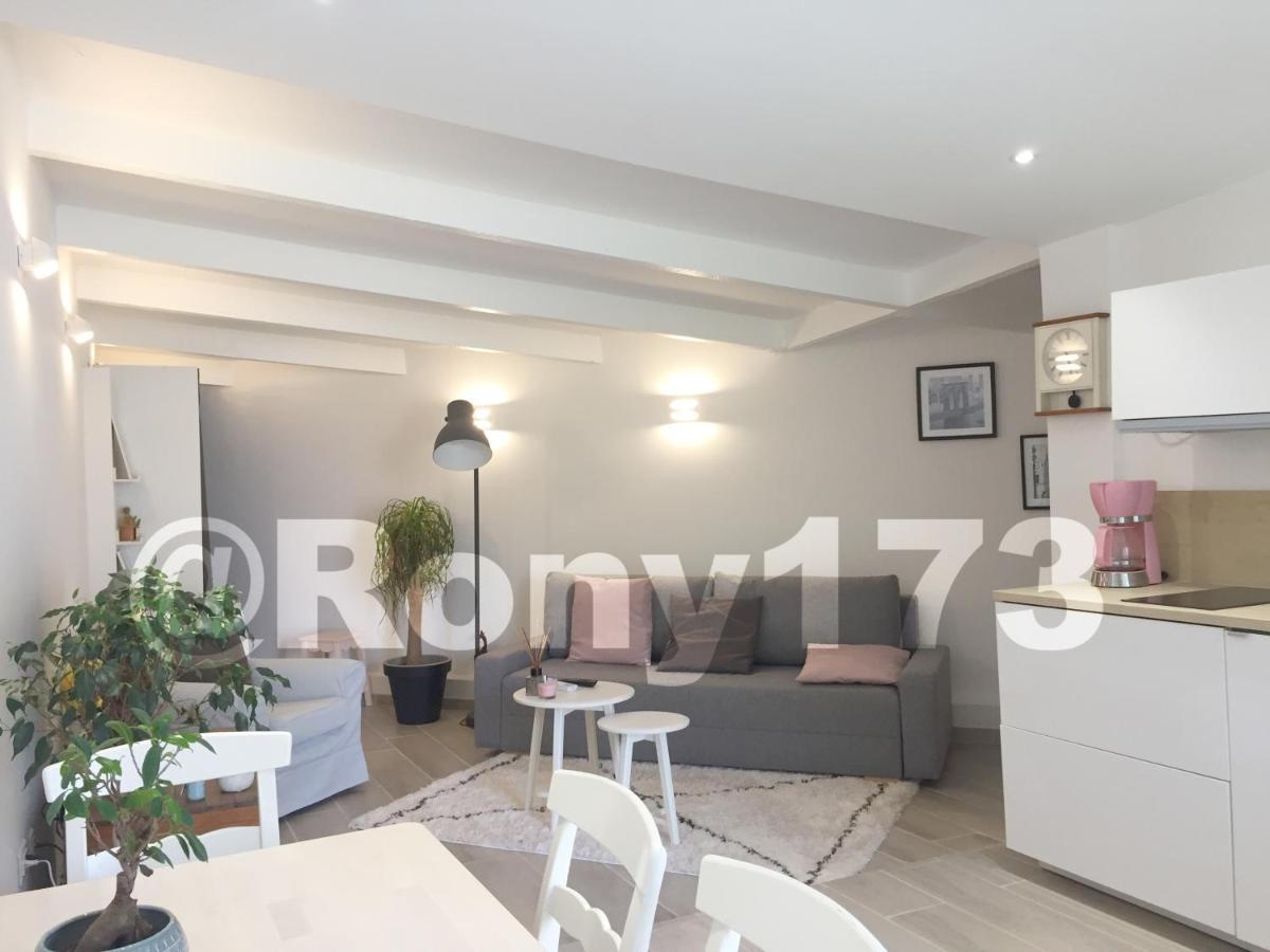 Studio Proche Mer Et Ville Toulon 2 Pers Exterior photo
